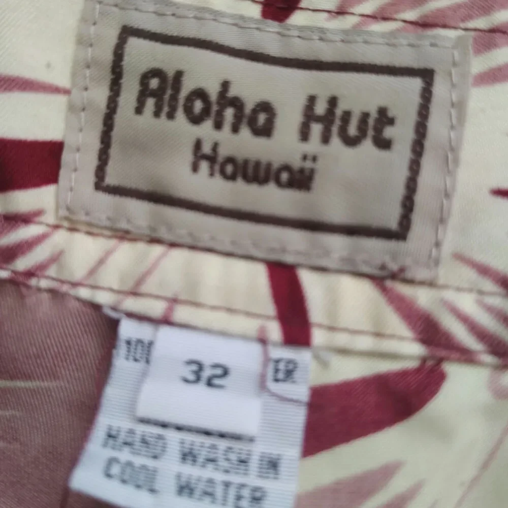 Aloha Hut Hawaiian Floral Board Shorts Red Tropical Swim Trunks Beach Shorts 32